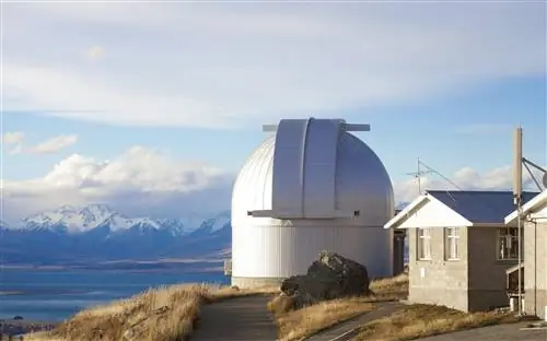 Удивительные виды днем и ночью в обсерватории Маунт-Джонс, озеро Текапо