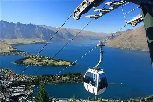 Это простая канатная дорога, откуда открывается вид на Квинстаун.