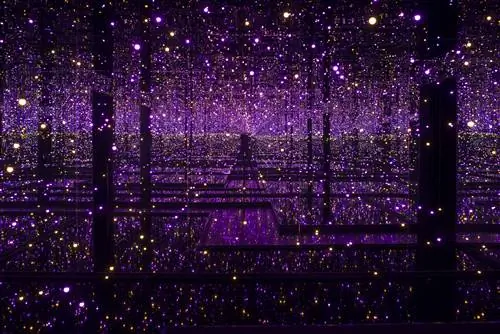 Англия Лондон Tate Modern Infinity Mirrored Room - Filled with the Brilliance of Life, 2011 RM-j.webp