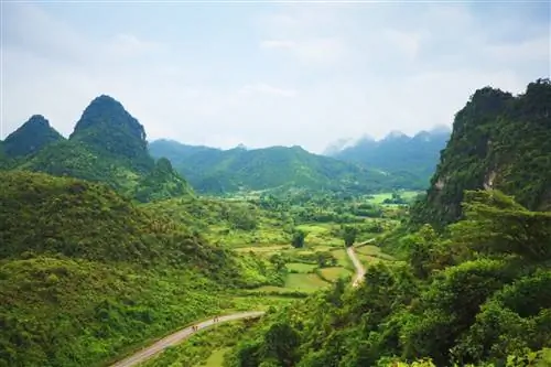 Горная долина в провинции Каобанг на северо-востоке Вьетнама.