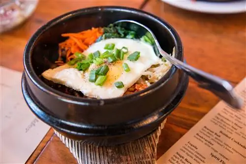 Bim Bop Bacon & Eggs в Tasty n Alder.