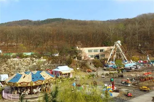 Yongma Land: заброшенный парк развлечений недалеко от Сеула.