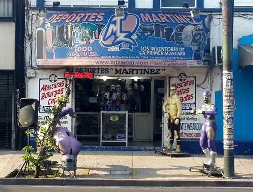 Оригинальный магазин масок все еще работает.