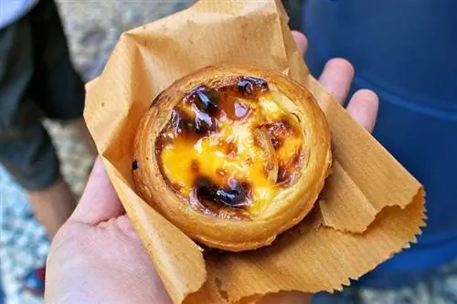 Pastéis de nata в португальском стиле.