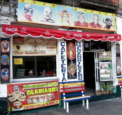 Примите вызов еды в этом храме борьбы.