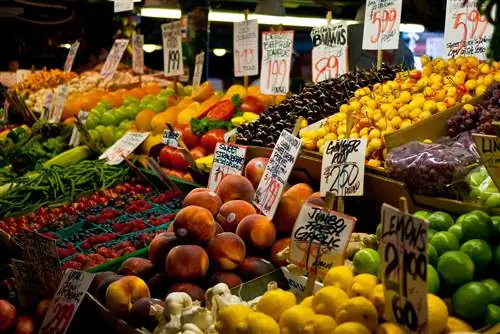 Фермерские рынки Сиэтла предлагают самые свежие продукты.