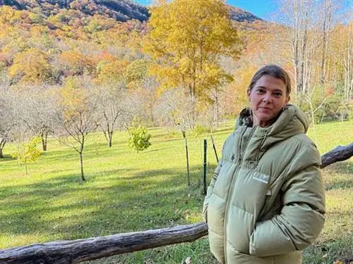 Цифровой детокс в Эшвилле: как выключение устройства помогло восстановить связь