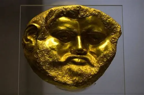 Фракийская золотая погребальная маска, Археологический музей Софии.