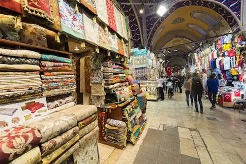 Умирающее искусство торговаться на Большом базаре Стамбула