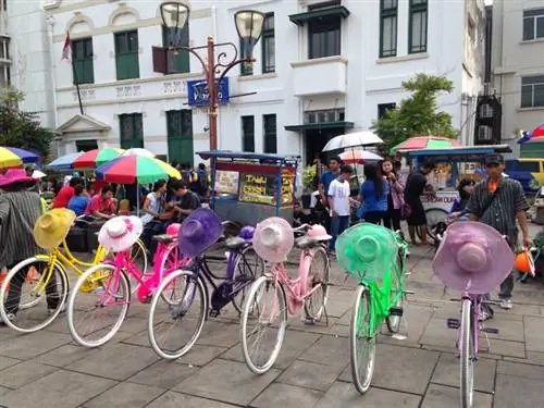 Площадь Фатахиллах, Джакарта.