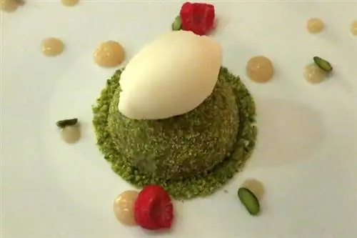 Элегантность царит в Simply Fosh Марка Фоша.