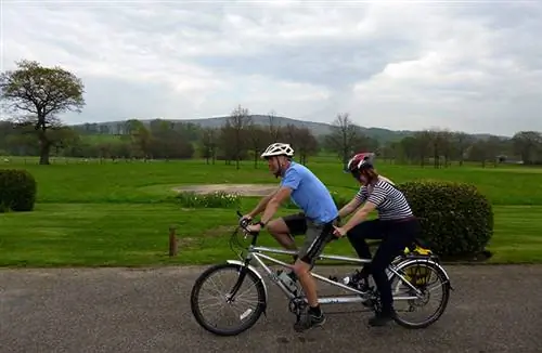 Поездка на велосипеде в тандеме к аббатству Болтон, Йоркшир
