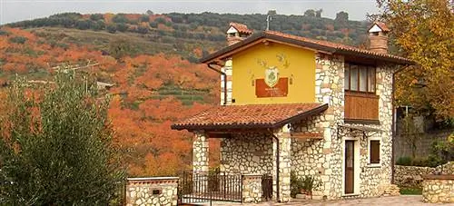 В справедливой Вероне.