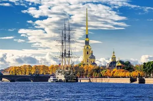 Полный путеводитель по историческому Санкт-Петербургу