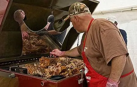 «Porkfest» в Северной Каролине Шерил Лонг. Лицензия Creative Commons ShareAlike