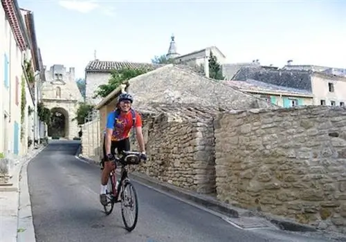 На своем велосипеде: идеальный набор инструментов для путешествий для велосипедистов