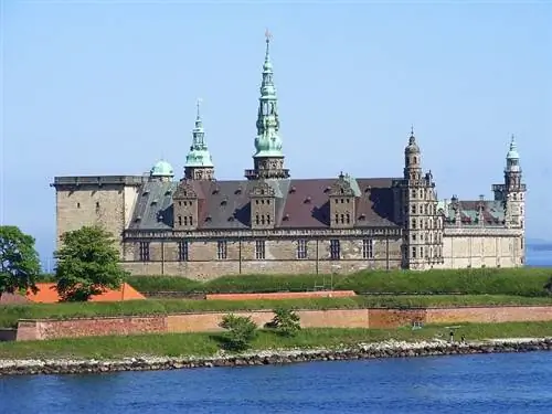 Новости путешествий - kronborg-castle-in-helsingor-denmark-07201405-053858_original.jp