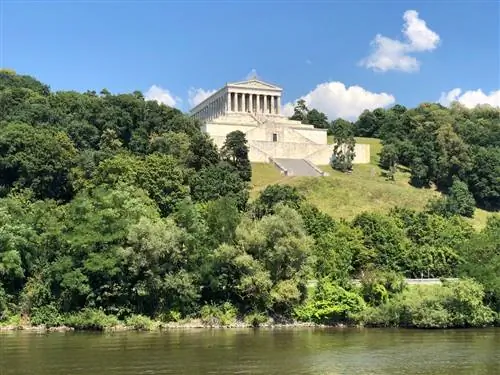 5. Донауштауф