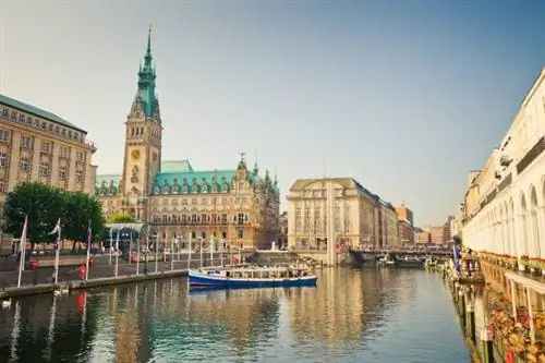Впечатляющие города у каналов – построены рядом с водой