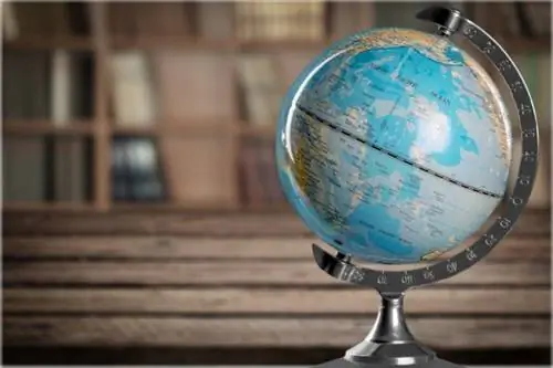 Во Франции больше всего часовых поясов?