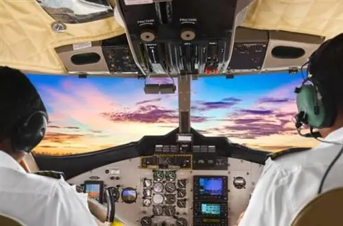 НЕВЕРОЯТНЫЕ ФОТОГРАФИИ – Пилоты делятся своими видами из кабины в Instagram