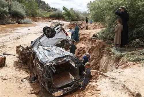 Наводнения в Юте унесли жизни по меньшей мере 15 человек