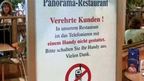 Нью-Йорк: Скидки за неиспользование мобильных телефонов в ресторанах