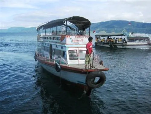 Ship_danau_toba