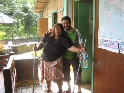 Нора из тропического леса Норы Букит Лаванг