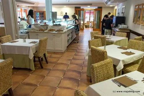 Завтрак «шведский стол» в отеле Intur Bonaire Беникасим