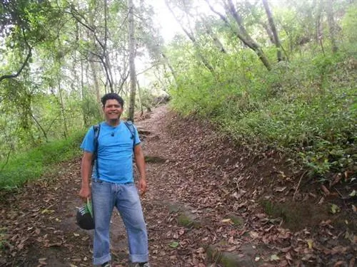 Наш гид Хосе в начале прогулки