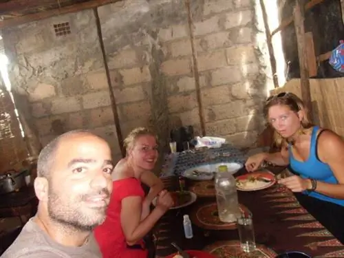 Наша любимая забегаловка Litossa на рынке