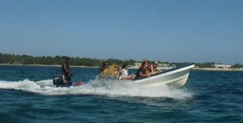 Лодки, на которых мы совершали экскурсию. Покидая побережье Виланкулоса