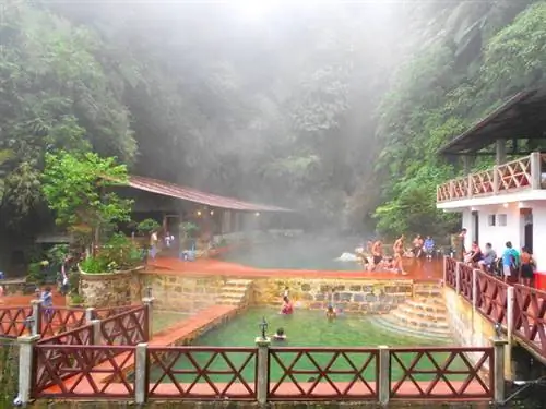 Фонтаны Джорджина в Кесальтенанго.