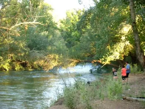 Зона для купания рядом с Виллатойей.