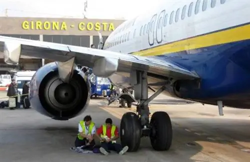 plane_strike plane_strike