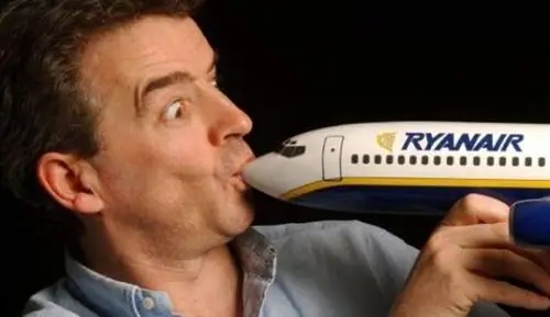 Путешествуйте бесплатно с Ryanair… летайте стоя