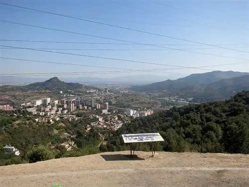 Вид на горы из Торре Баро