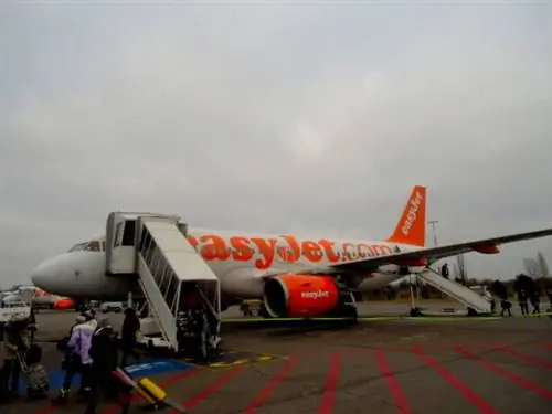 Приземление в Шенефельде рейсом EasyJet