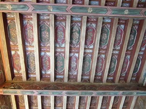 Кессонный потолок в стиле мудехар в силосах