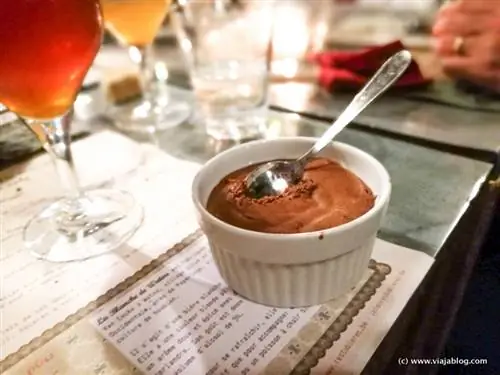 Шоколадный мусс Ресторан Restobieres Брюссель