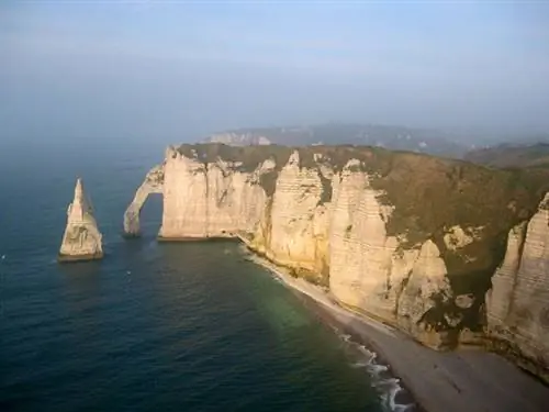 falaise_daval_costa_alabastro