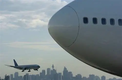 Приземление самолета China Southern в аэропорту Сиднея