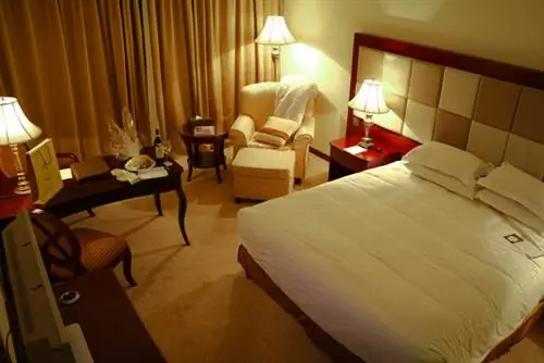Номер Делюкс с частичным видом на море Grand Hotel Excelsior La Valletta Malta