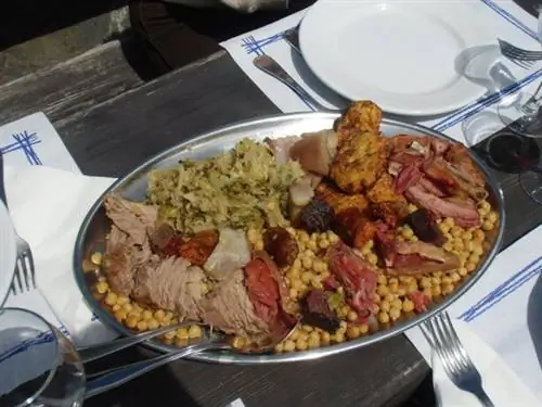 Кантабрия: устрицы в Сан-Висенте-де-ла-Баркера и тушеное мясо лебаниего в Фуэнте-Де