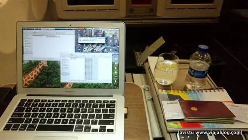 Готовность к работе благодаря просторным местам бизнес-класса Turkish Airlines