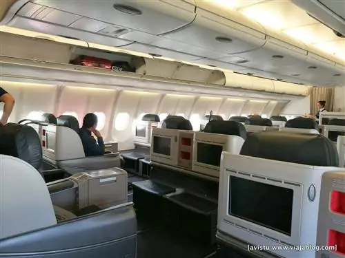 Салон бизнес-класса Turkish Airlines