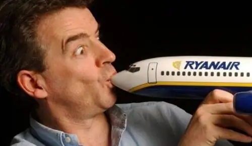 Ryanair снова меняет правила провоза багажа на борту