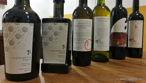Продукция винодельни La Capuchina в Малаге