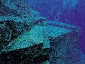 Японские руины под водой